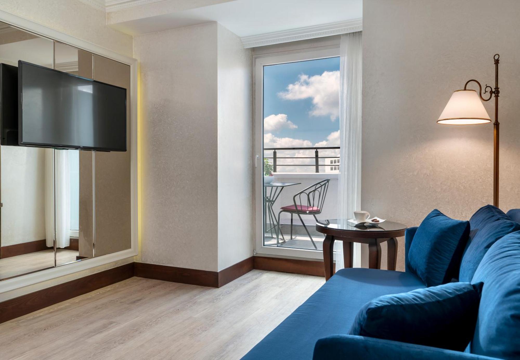 Suite Terrace,1209687445:JPEG
