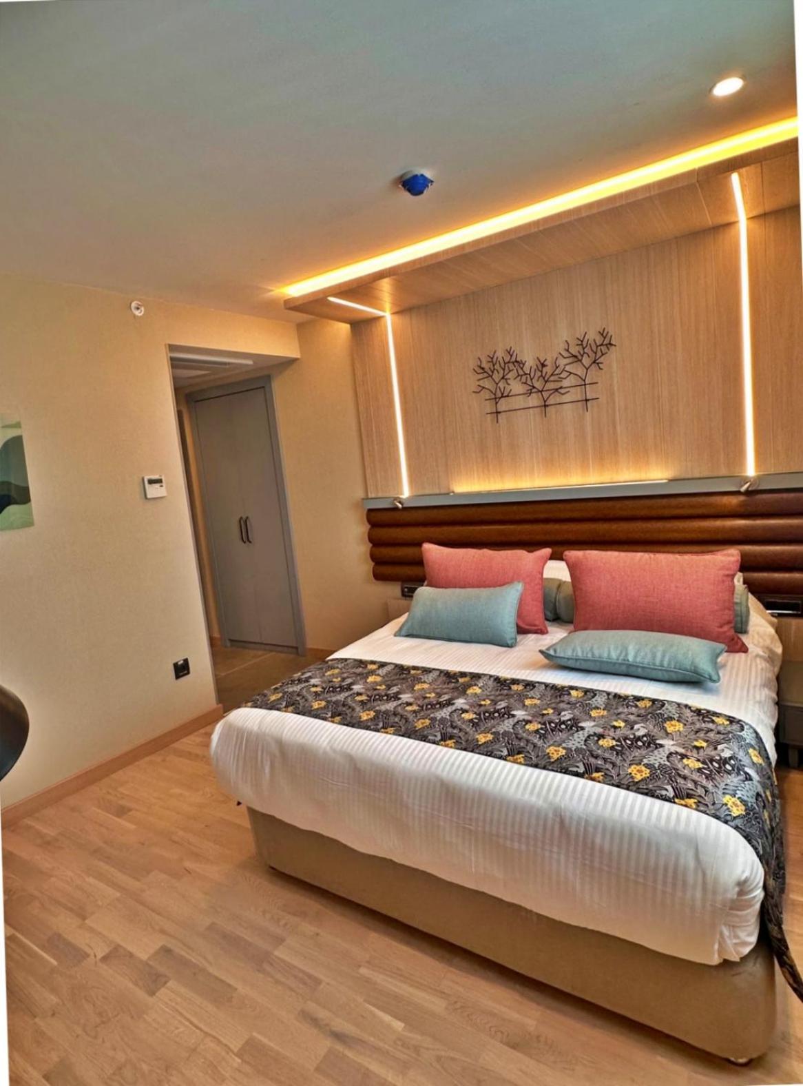 Offre Spéciale - Chambre Double ou Lits Jumeaux avec Transfert Aéroport (1 Trajet)