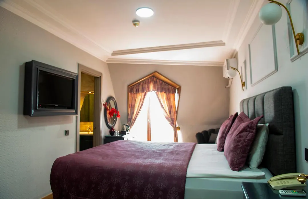 Hotel Daphne-1
