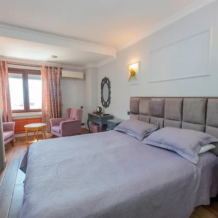 Hotel Daphne-3